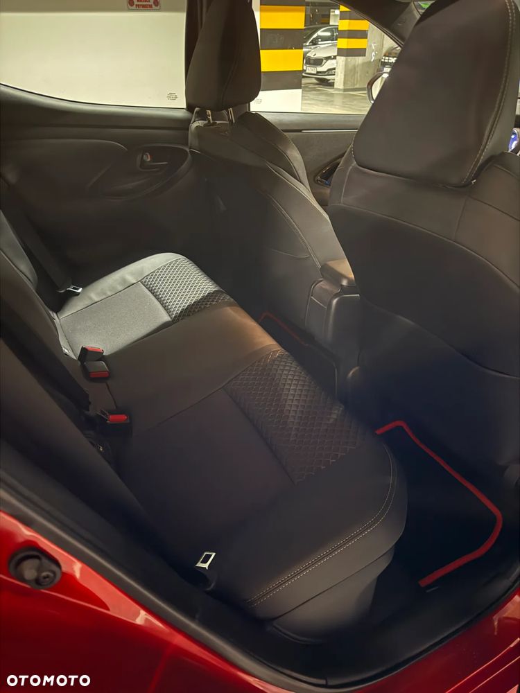 Toyota Yaris Hybrid 1.5 Executive - 25