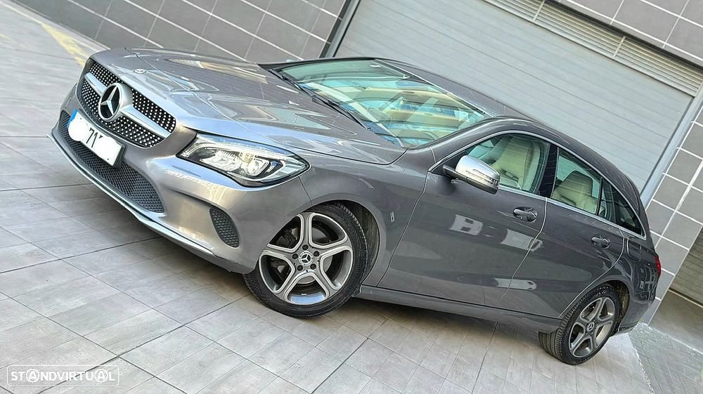Mercedes-Benz CLA 180 d BlueEFFICIENCY Edition - 27