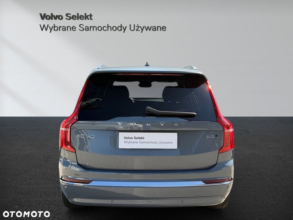 Volvo XC 90 - 8
