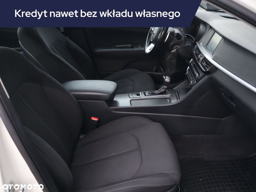 Kia Optima - 11