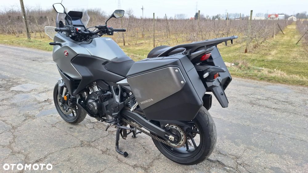 Honda NT - 22
