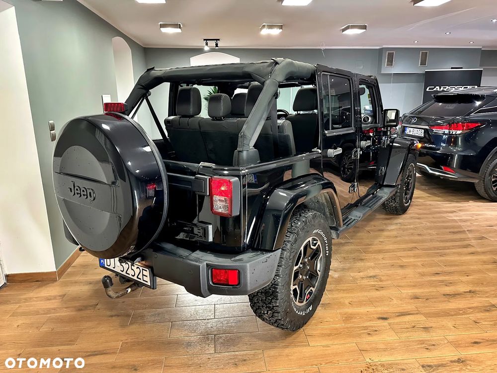 Jeep Wrangler 2.8 CRD Unlim Sahara - 3