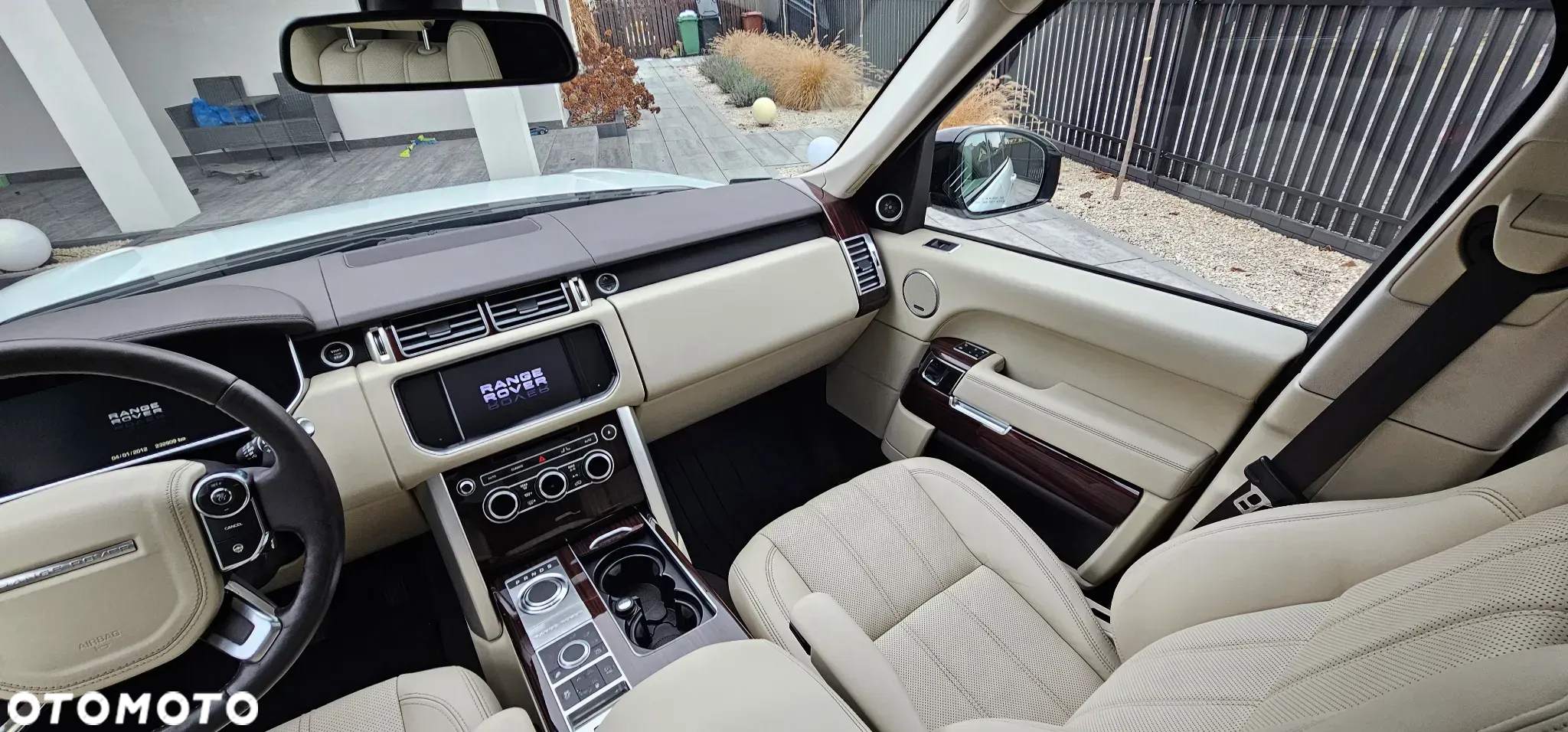 Land Rover Range Rover - 16