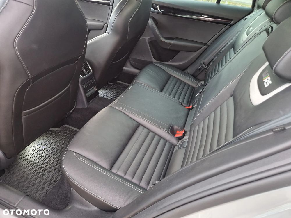 Skoda Octavia 2.0 TSI RS 230 DSG - 12