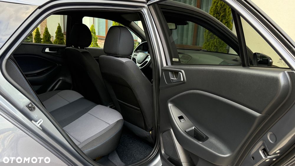 Hyundai i20 - 16