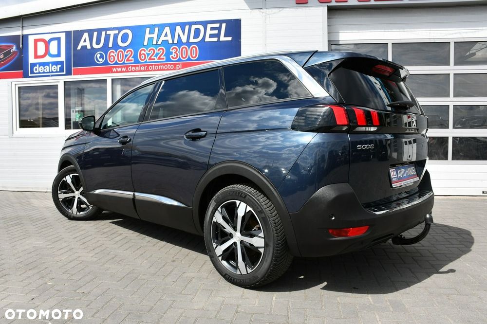 Peugeot 5008 - 10