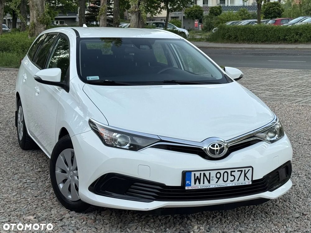 Toyota Auris 1.4 D-4D Premium - 12