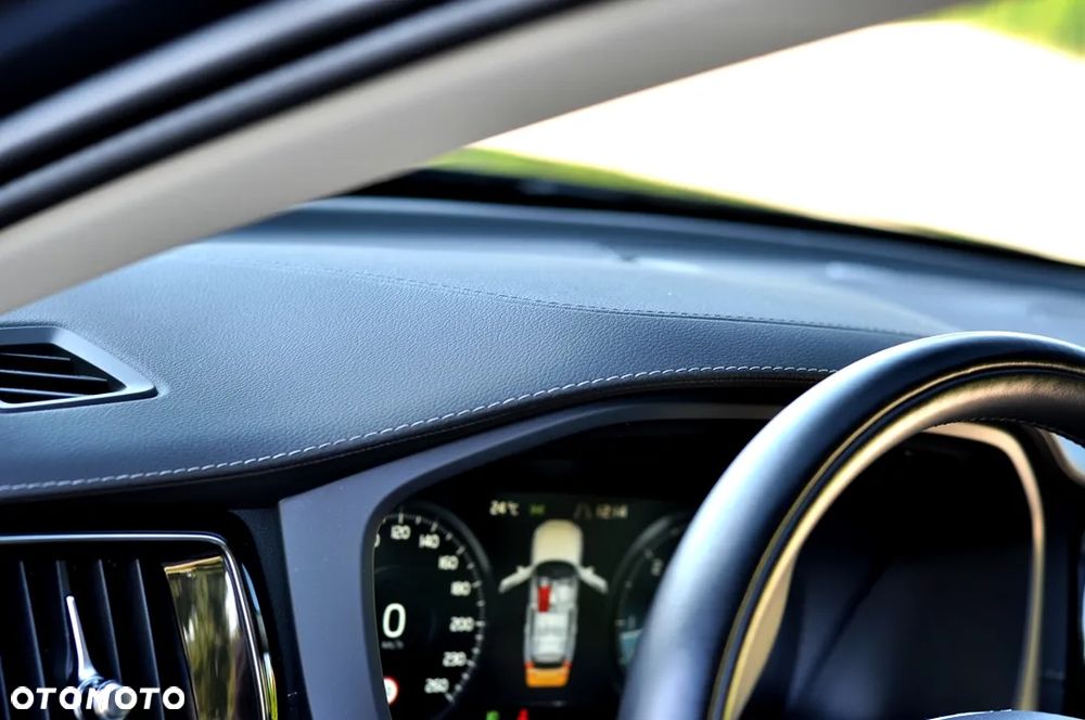 Volvo XC 60 B4 D Geartronic Inscription - 26