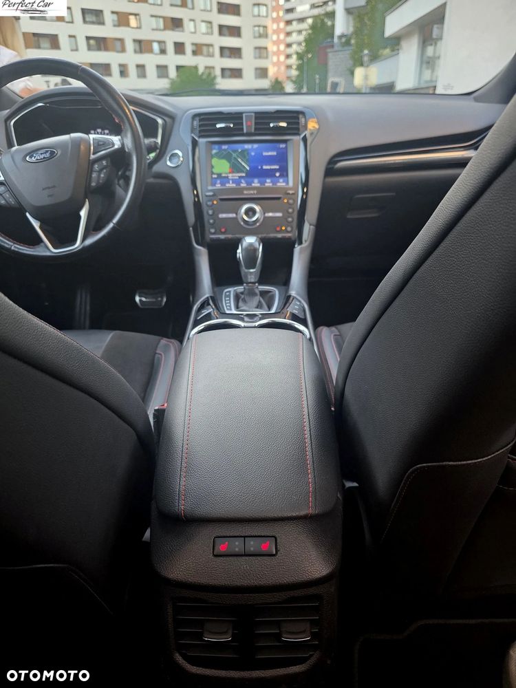 Ford Mondeo SW 2.0 Hybrid ST-Line Plus - 13