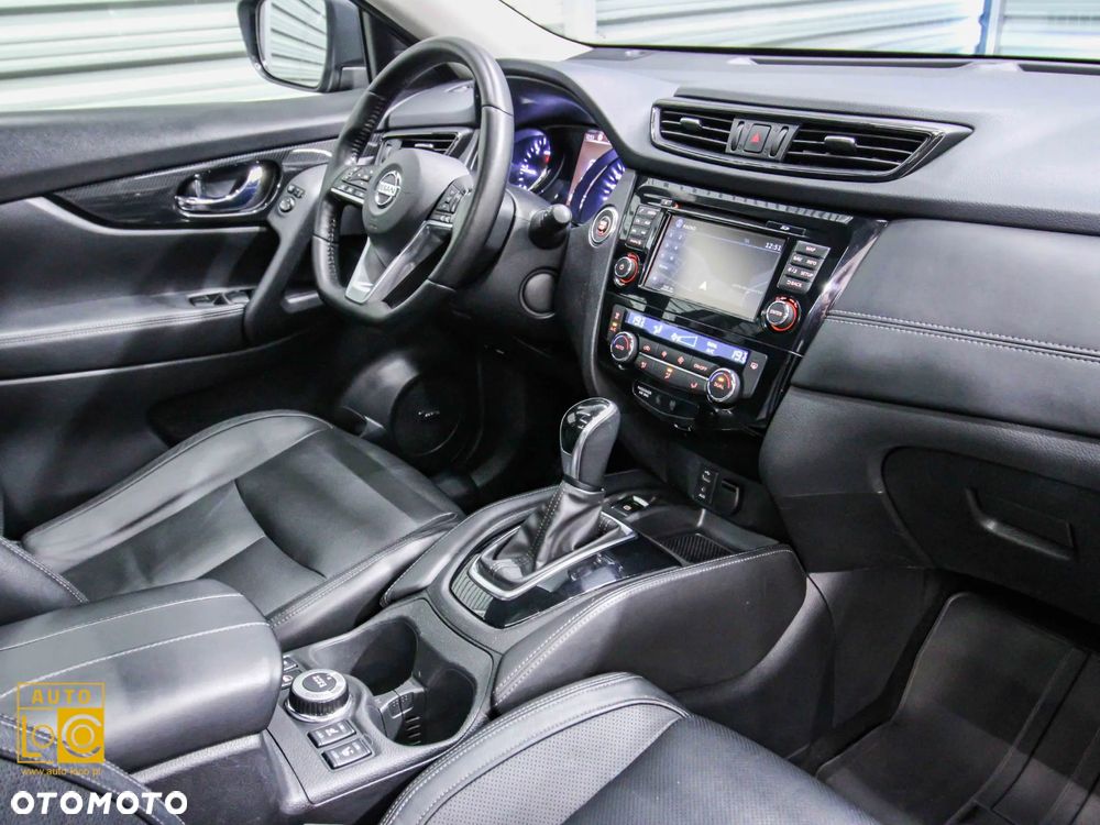 Nissan X-Trail 2.0 dCi Tekna 4WD Xtronic - 17