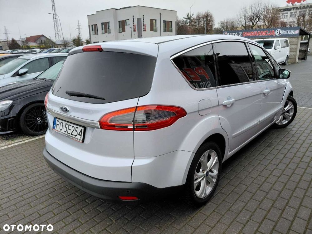 Ford S-Max - 8