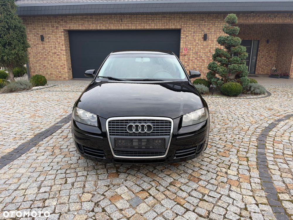 Audi A3 Sportback - 4