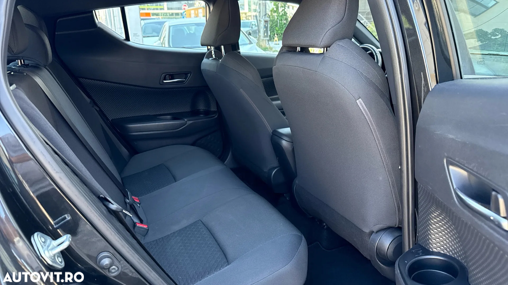 Toyota C-HR 1.8 HSD 122 CP 4x2 CVT Core - 4