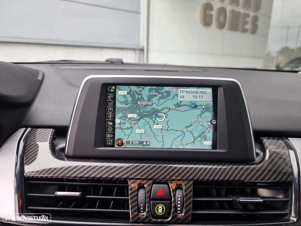 BMW 218 Active Tourer d Auto - 9