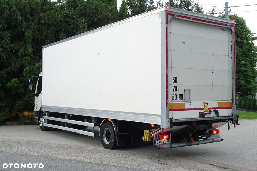 DAF LF 220 Euro 6 kontener 18p winda sprowadzony książka - 28