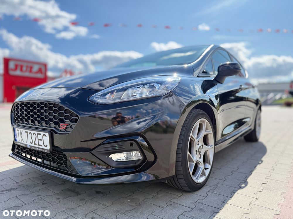 Ford Fiesta - 38