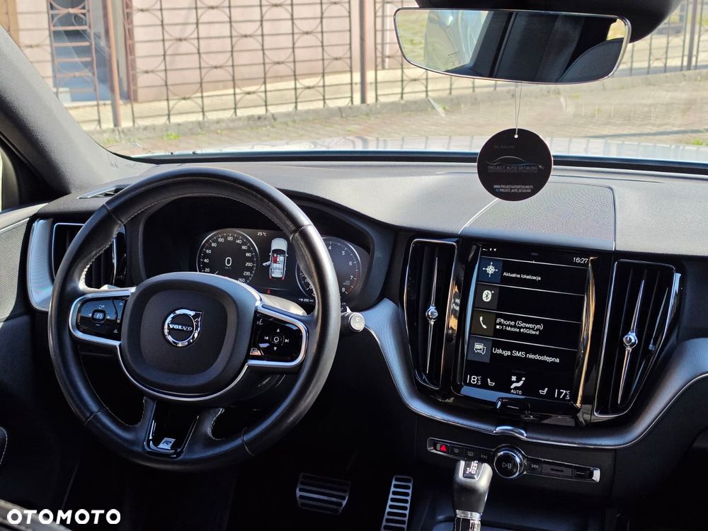 Volvo XC 60 T4 R-Design - 17