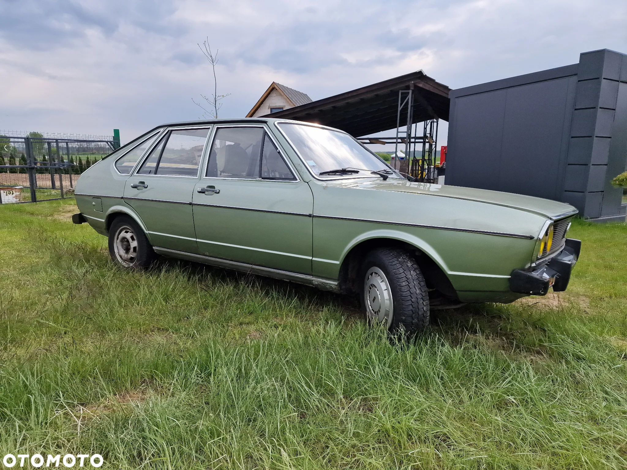 Volkswagen Passat - 5