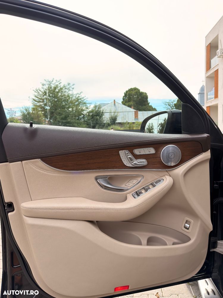 Mercedes-Benz GLC - 9