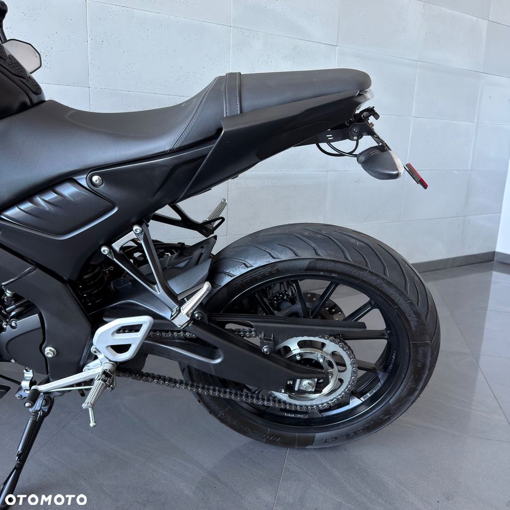 Yamaha MT - 11