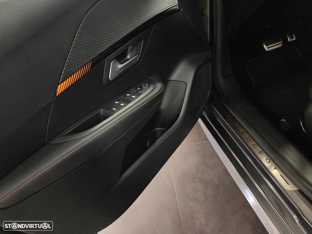 Peugeot 208 1.2 PureTech Allure Pack EAT8 - 38