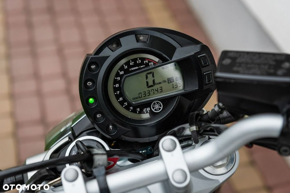Yamaha FZ - 9