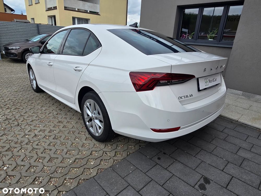 Skoda Octavia 1.5 TSI ACT Ambition - 6