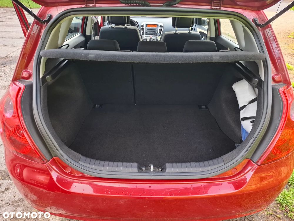 Kia Ceed 1.4 Comfort + - 14