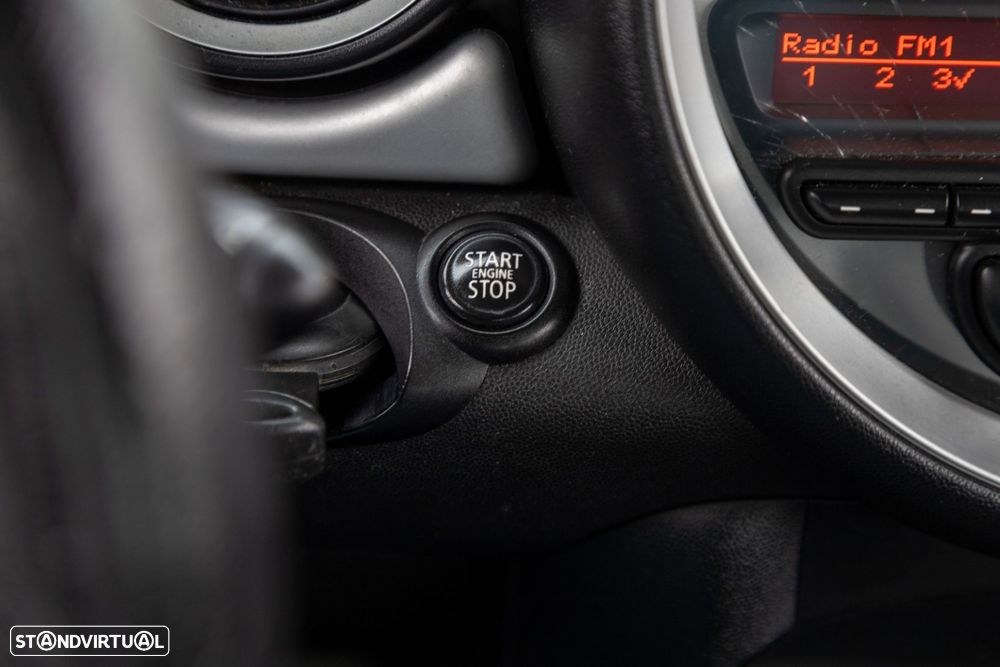 MINI 3 Portas One D - 41