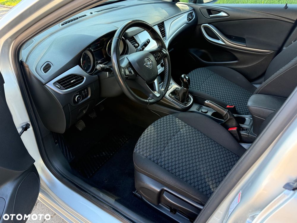 Opel Astra - 12