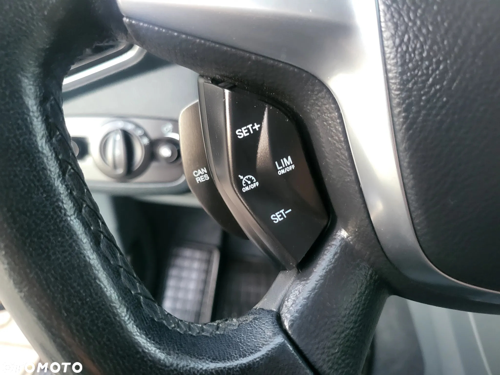 Ford C-MAX 2.0 TDCi Titanium - 35