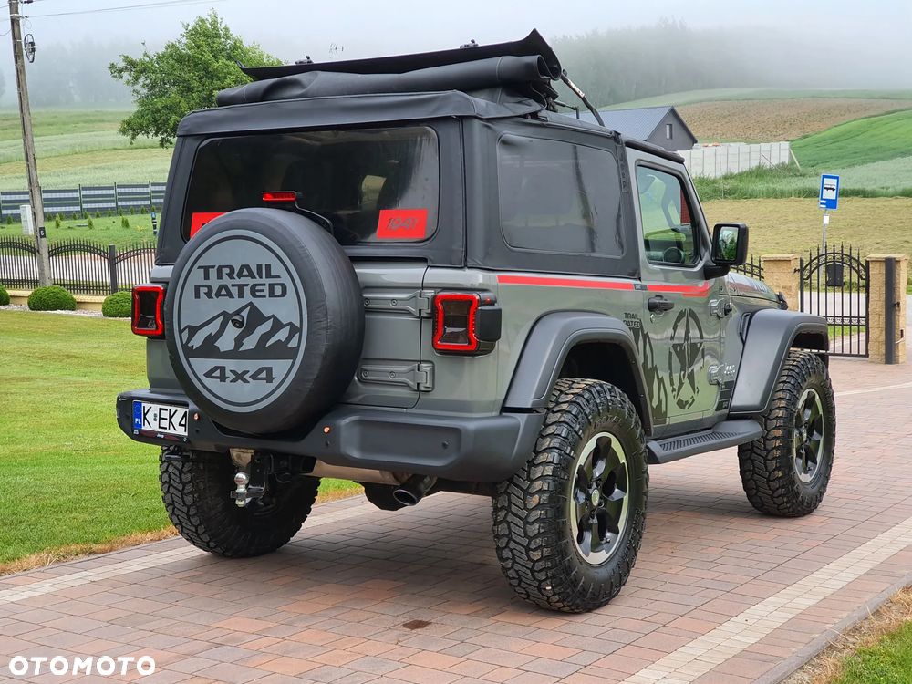Jeep Wrangler - 9