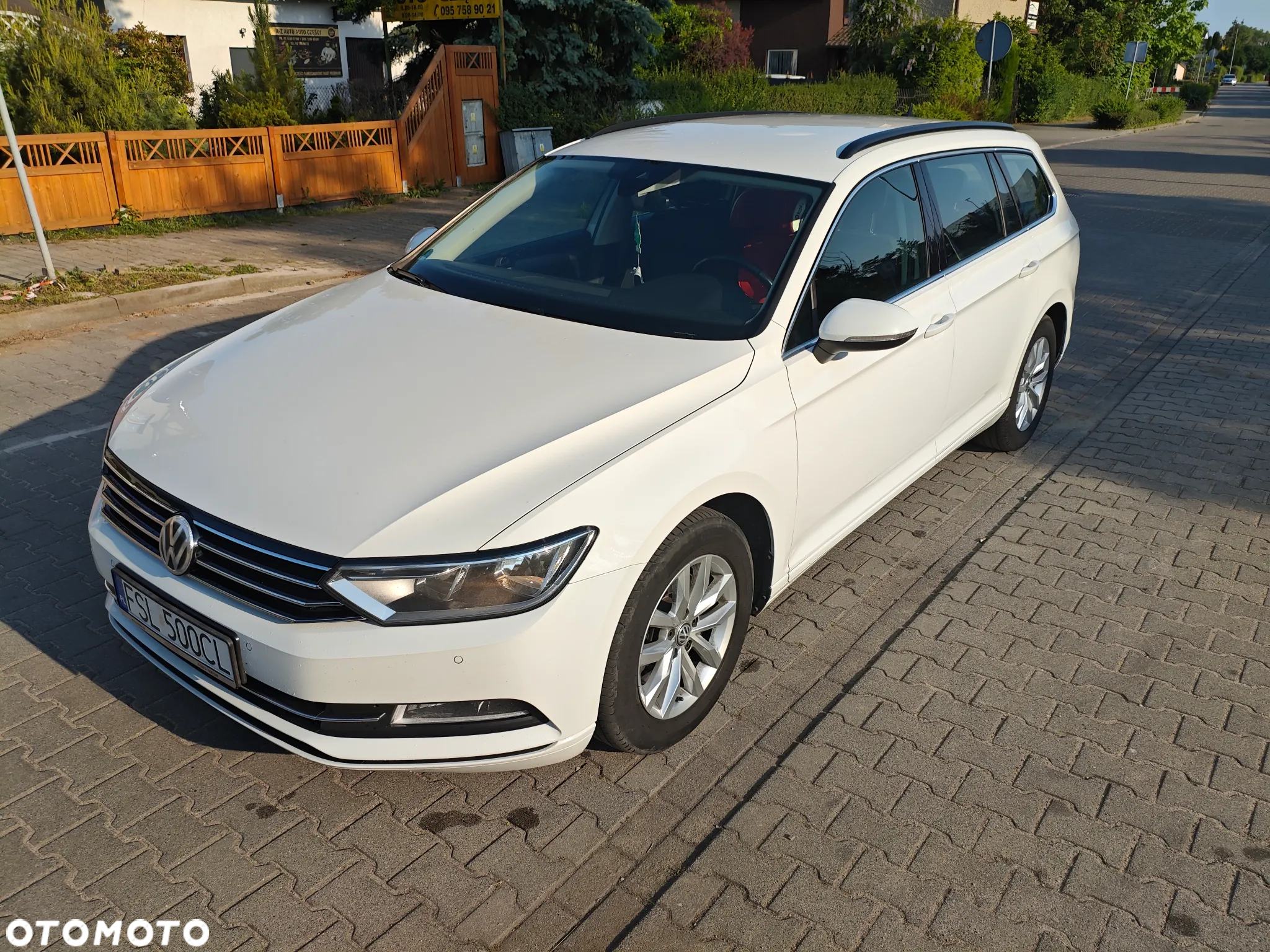 Volkswagen Passat 2.0 TDI BMT Comfortline DSG - 2