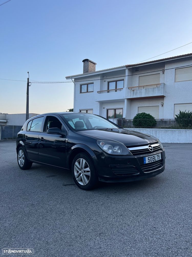 Opel Astra 1.3 CDTI Cosmo - 2
