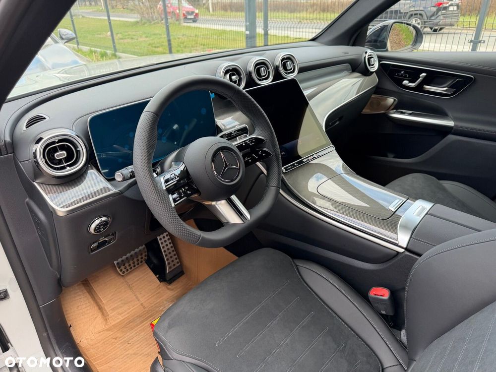 Mercedes-Benz GLC - 15