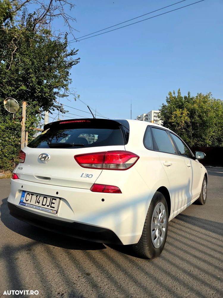 Hyundai i30 1.4 MPi 5DR M/T ISG Comfort - 13