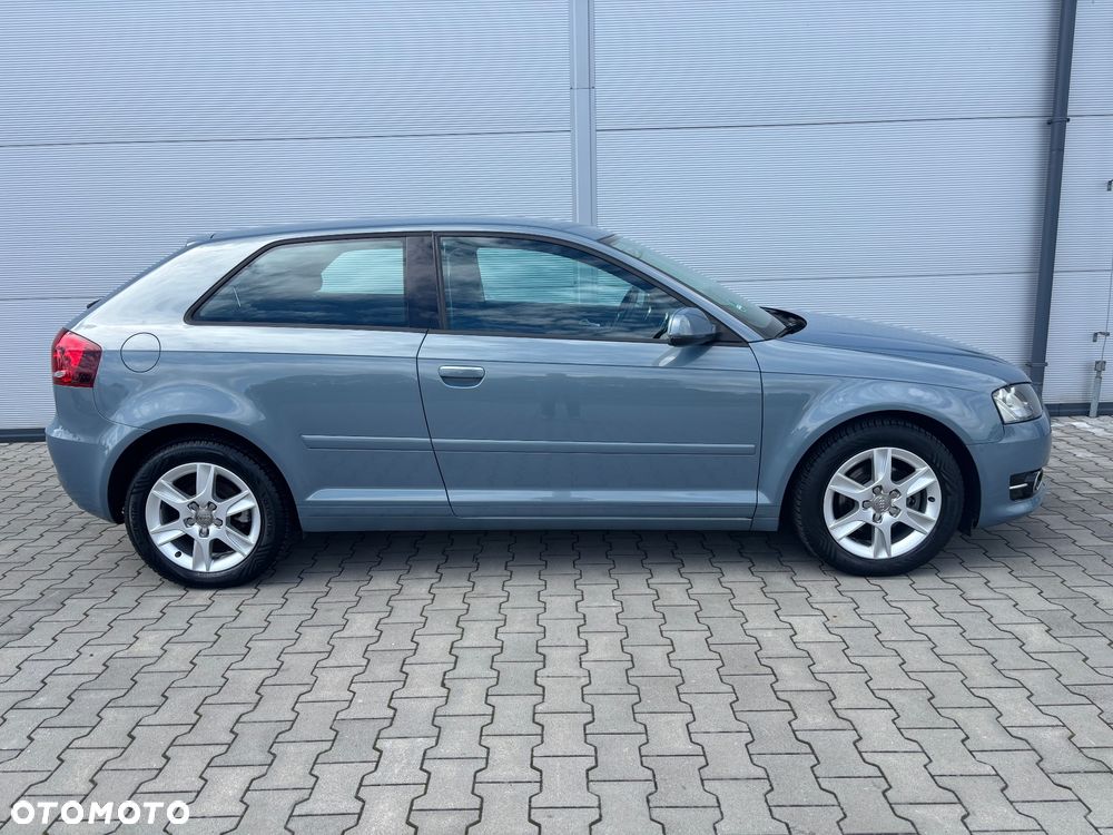 Audi A3 3-drzwiowe 1.2 TFSI Ambiente - 4