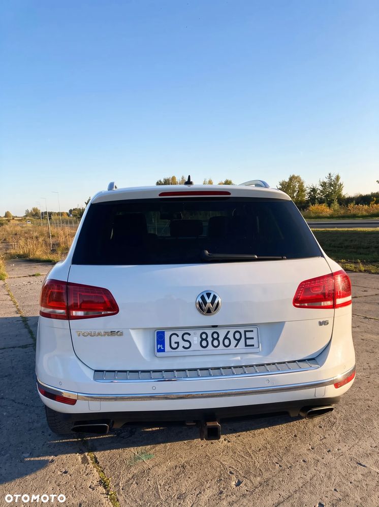 Volkswagen Touareg 2015 photo 4