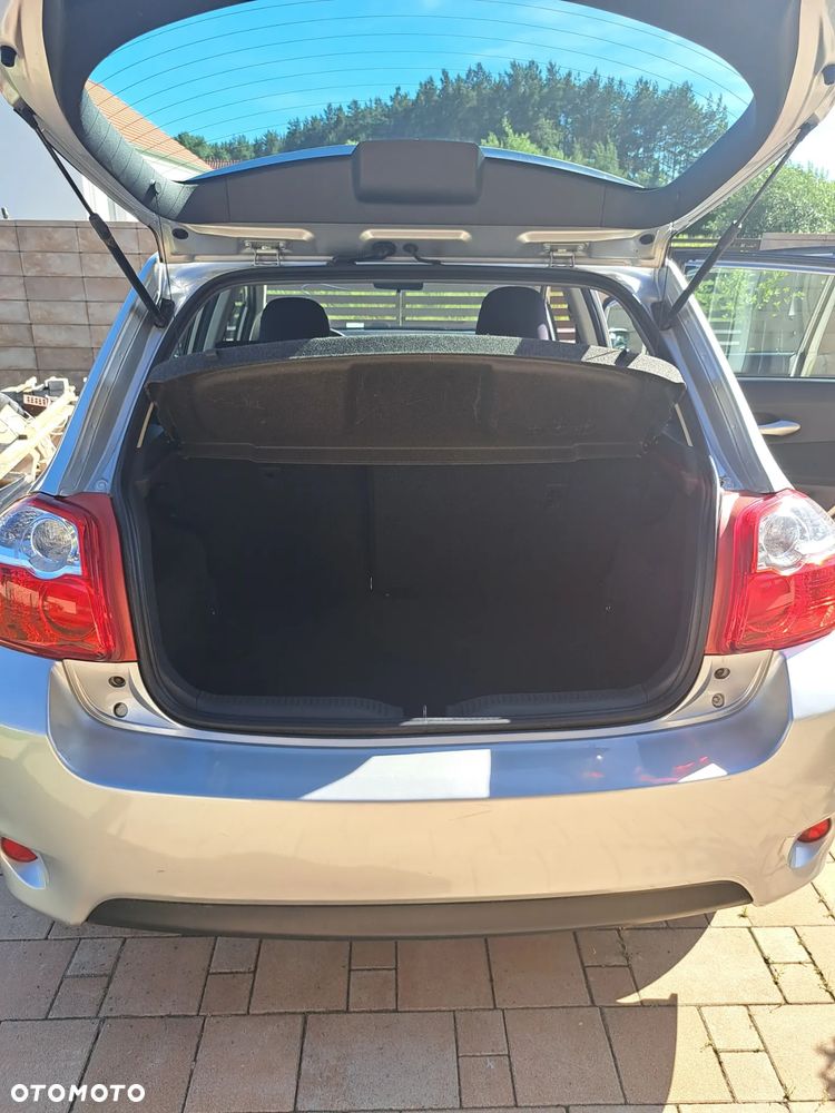 Toyota Auris 1.6 Premium + MM - 7