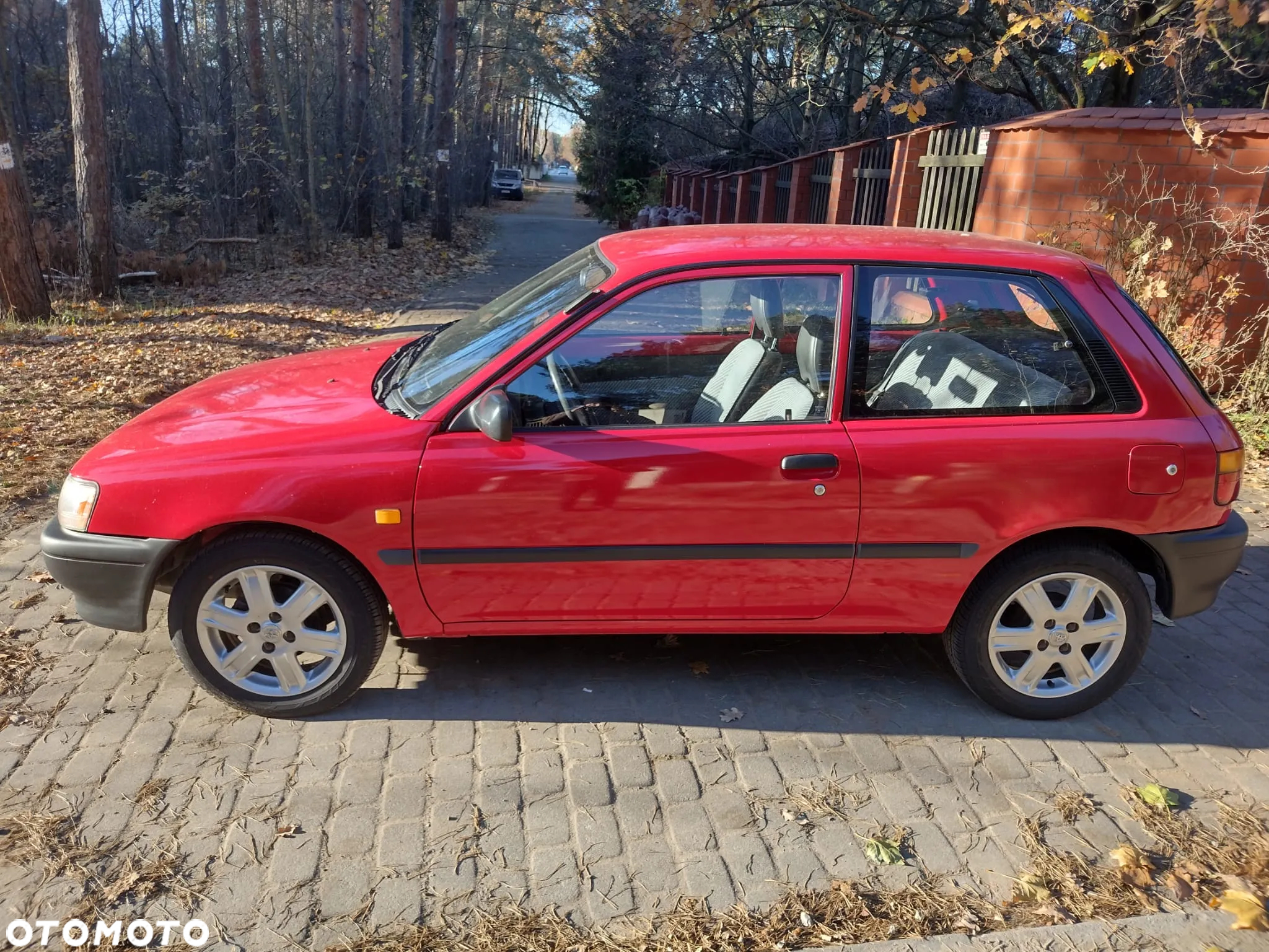 Toyota Starlet 1.3 XLi - 8