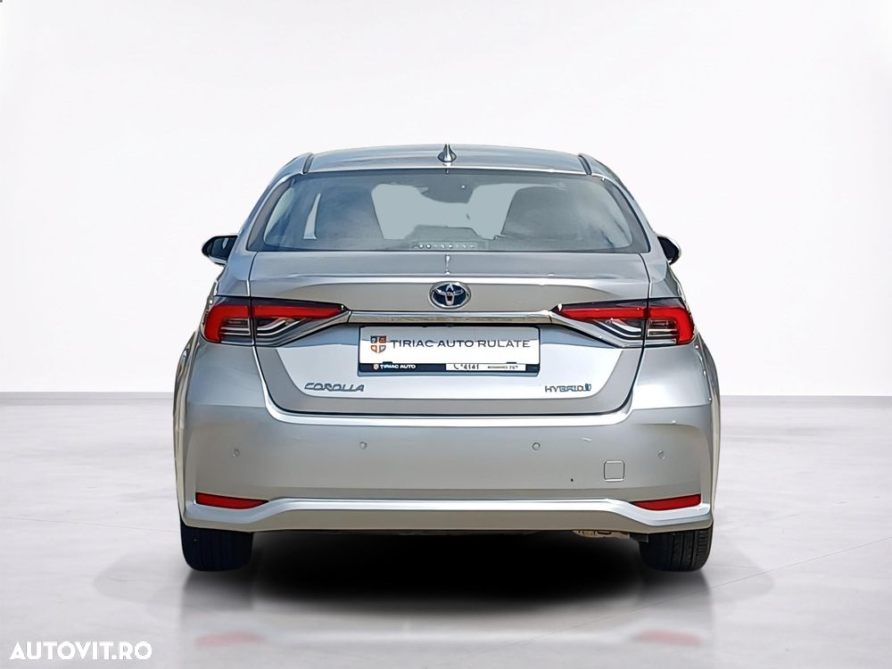 Toyota Corolla 1.8 HSD Business - 5