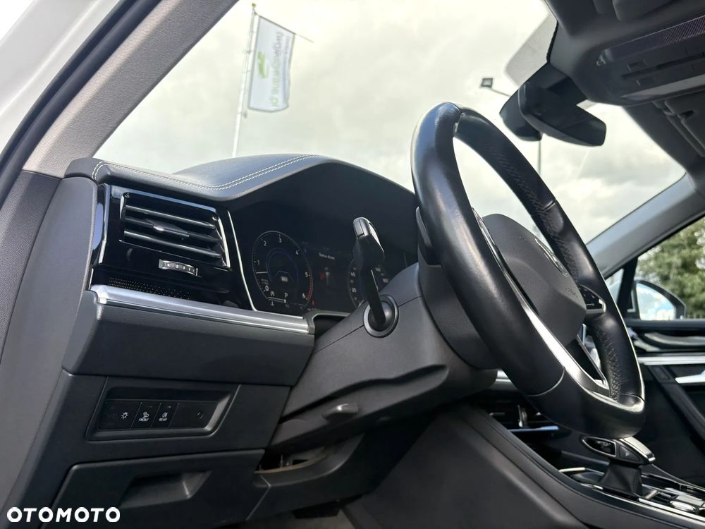 Volkswagen Touareg 3.0 V6 TDI SCR 4Mot Elegance - 9