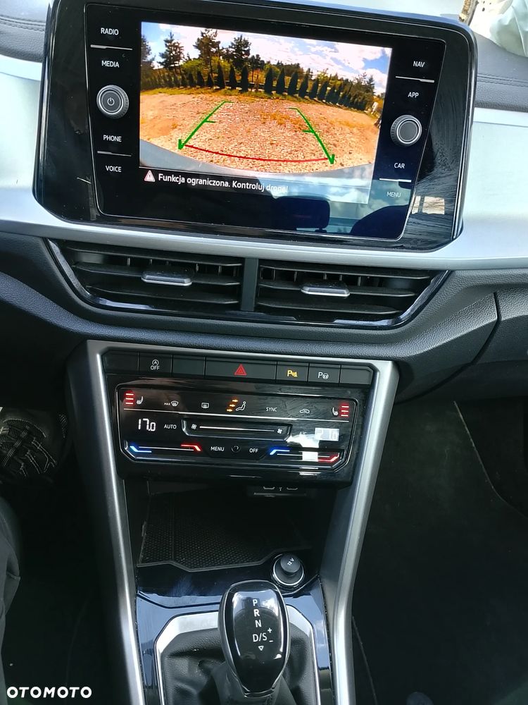 Volkswagen T-Roc - 19