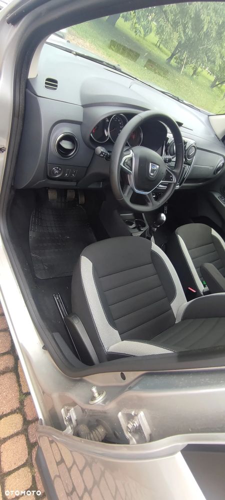 Dacia Lodgy 1.5 Blue dCi Stepway Comfort S&S - 2
