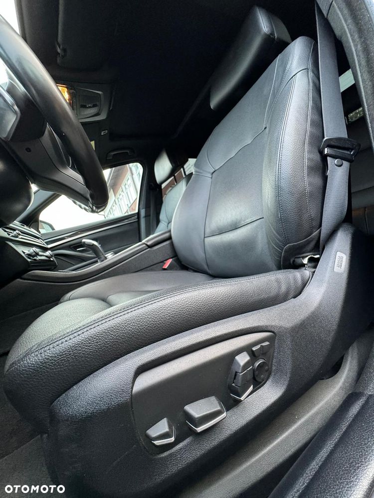 BMW Seria 5 535d xDrive - 8