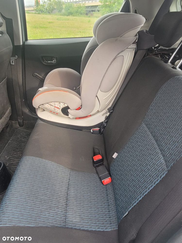Toyota Yaris 1.33 Premium - 7