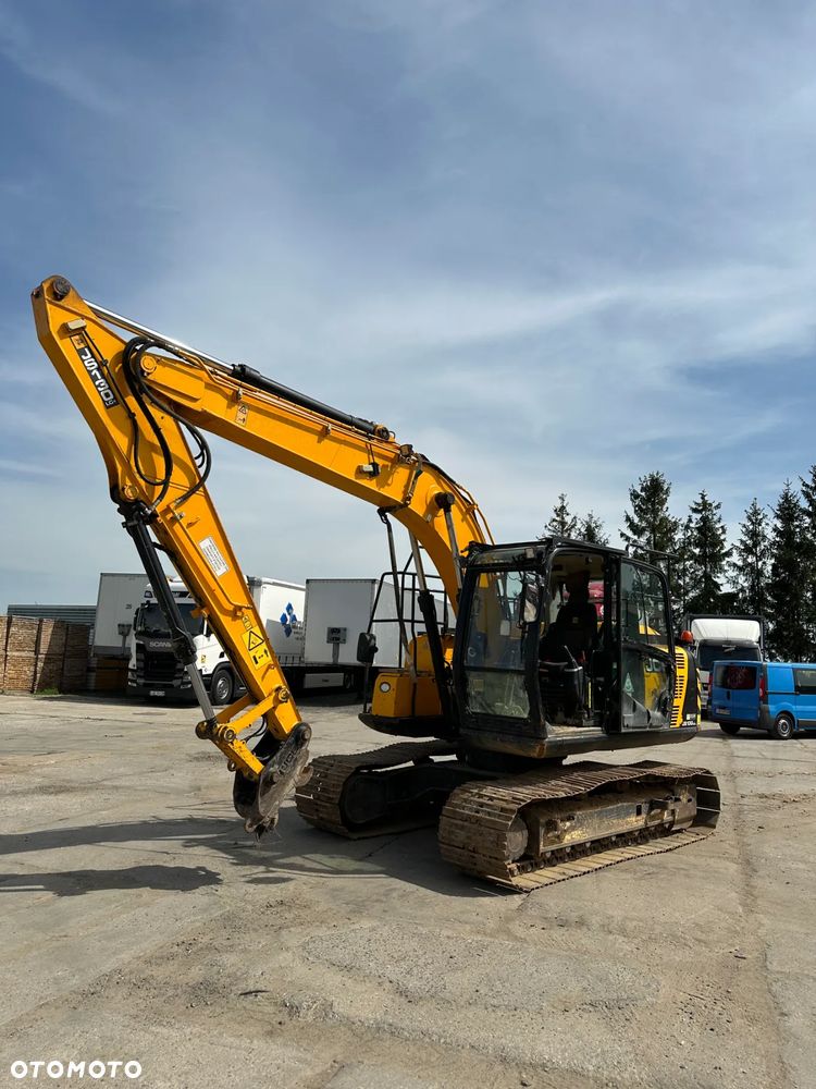 JCB JS 130 LC+ - 1