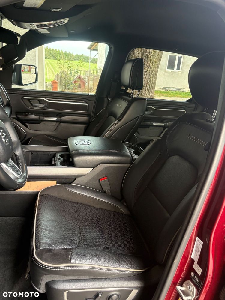 Dodge RAM 5.7 4x4 - 19