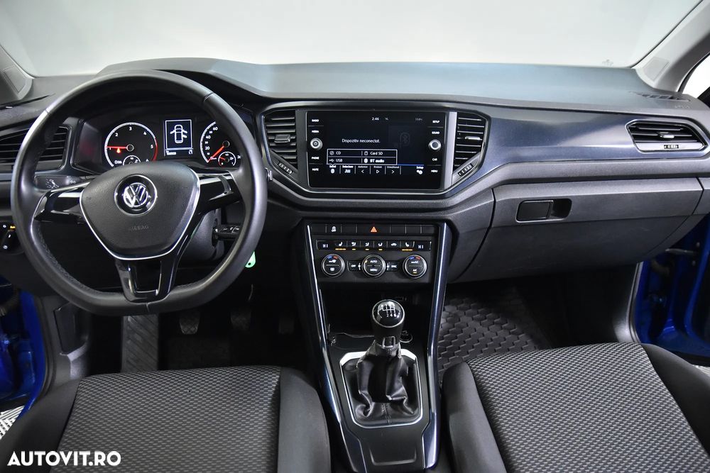 Volkswagen T-Roc - 9