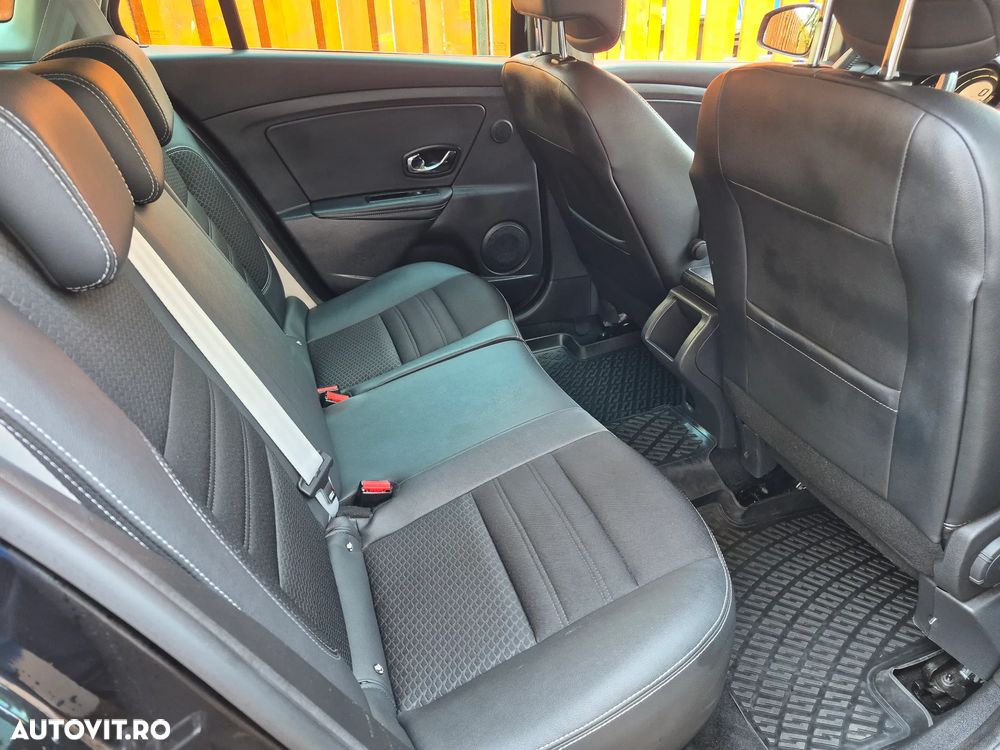 Renault Megane ENERGY dCi 130 Start & Stopp Bose Edition - 12